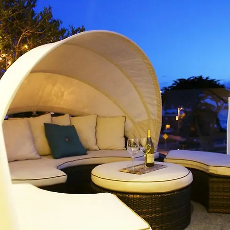Pier View Suites